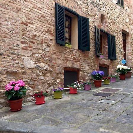 Casa Vacanze Vicolo Delle Rose Apartamento Castelnuovo Berardenga Exterior foto